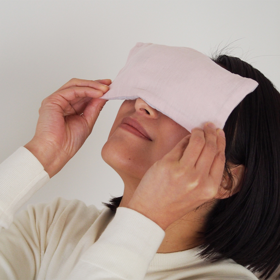 ひのきチップのアイピロー 森林生活