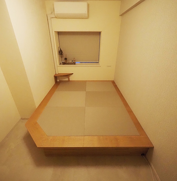後付け 収納 小上がり ヌック 収納 おしゃれ デザイン 畳ベッド 飛騨フォレスト 畳ヶ丘 オーダー 日本製 ヘリ無し畳 ダイケン オイル仕上げ 図面 壁3面 灰桜色