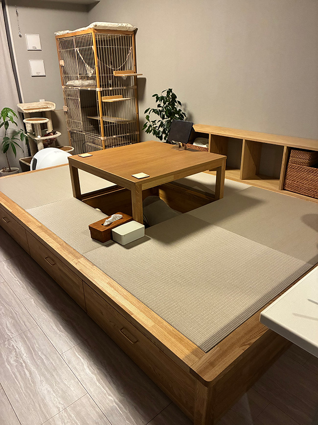 後付け 収納 小上がり ヌック 収納 おしゃれ デザイン 畳ベッド 飛騨フォレスト 畳ヶ丘 オーダー 日本製 ヘリ無し畳 ダイケン オイル仕上げ 図面 灰桜色 こたつ ローデスク ちゃぶ台 チーク色